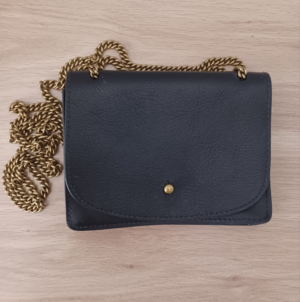 Madewell crossbody bag with tags.